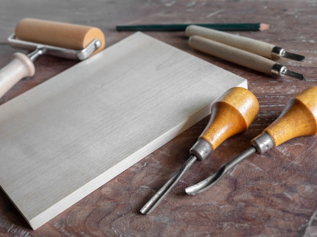板と削る道具